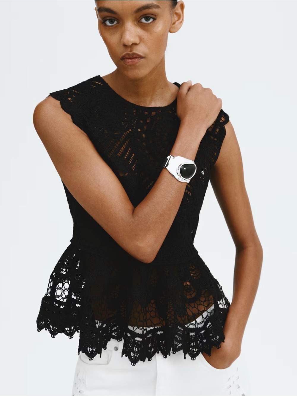 H&M Black crochet Peplum Sleeveless Top - Elegant Women's Top size large NWT